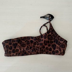 NWT Ark Swimwear Leopard One Shoulder bikini top